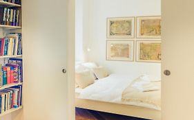 Stylish Apartment In Historical Center